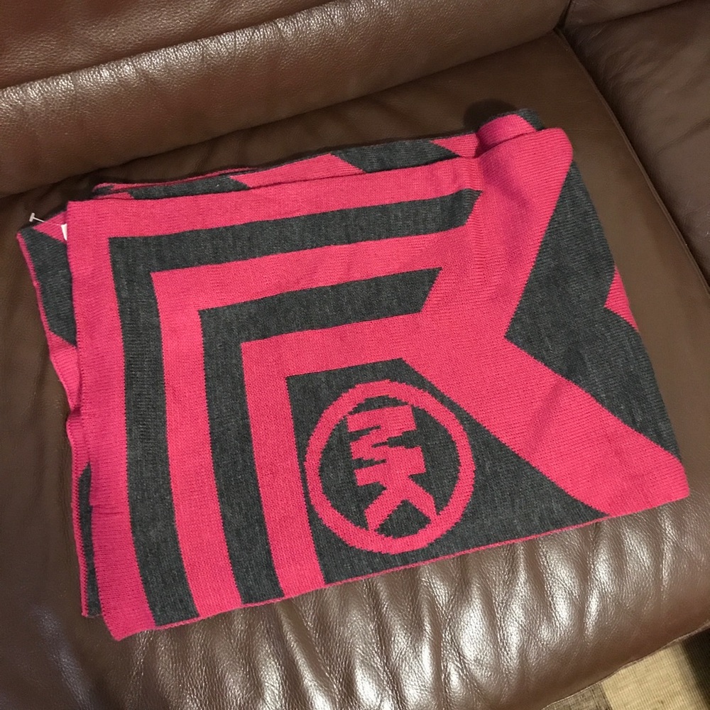 Scarfs